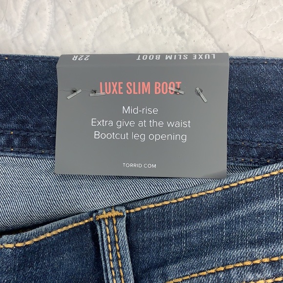 Torrid NWT Luxe Slimboot rainstorm size 22 NWT - Picture 11 of 16